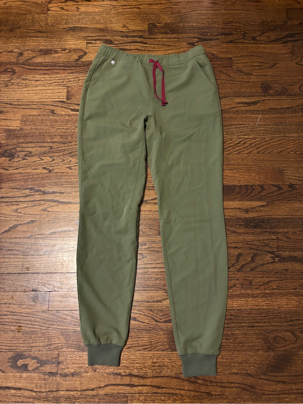 Figs Men Tansen Olive Green Scrub Joggers Medium Tall